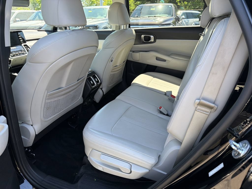 Used 2021 Kia Sorento S AWD/4WD image 13