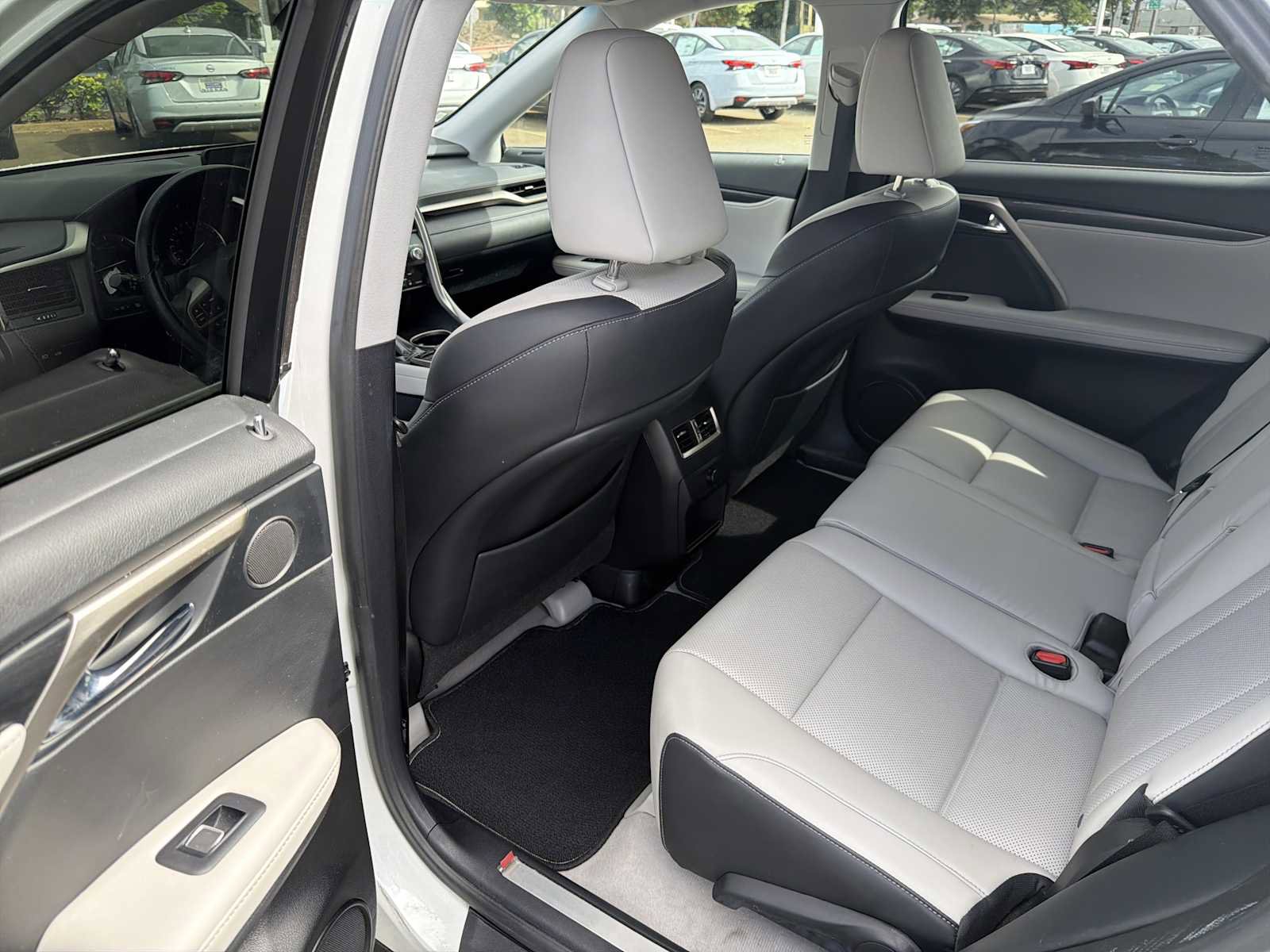 Used 2017 Lexus RX 350 FWD image 9