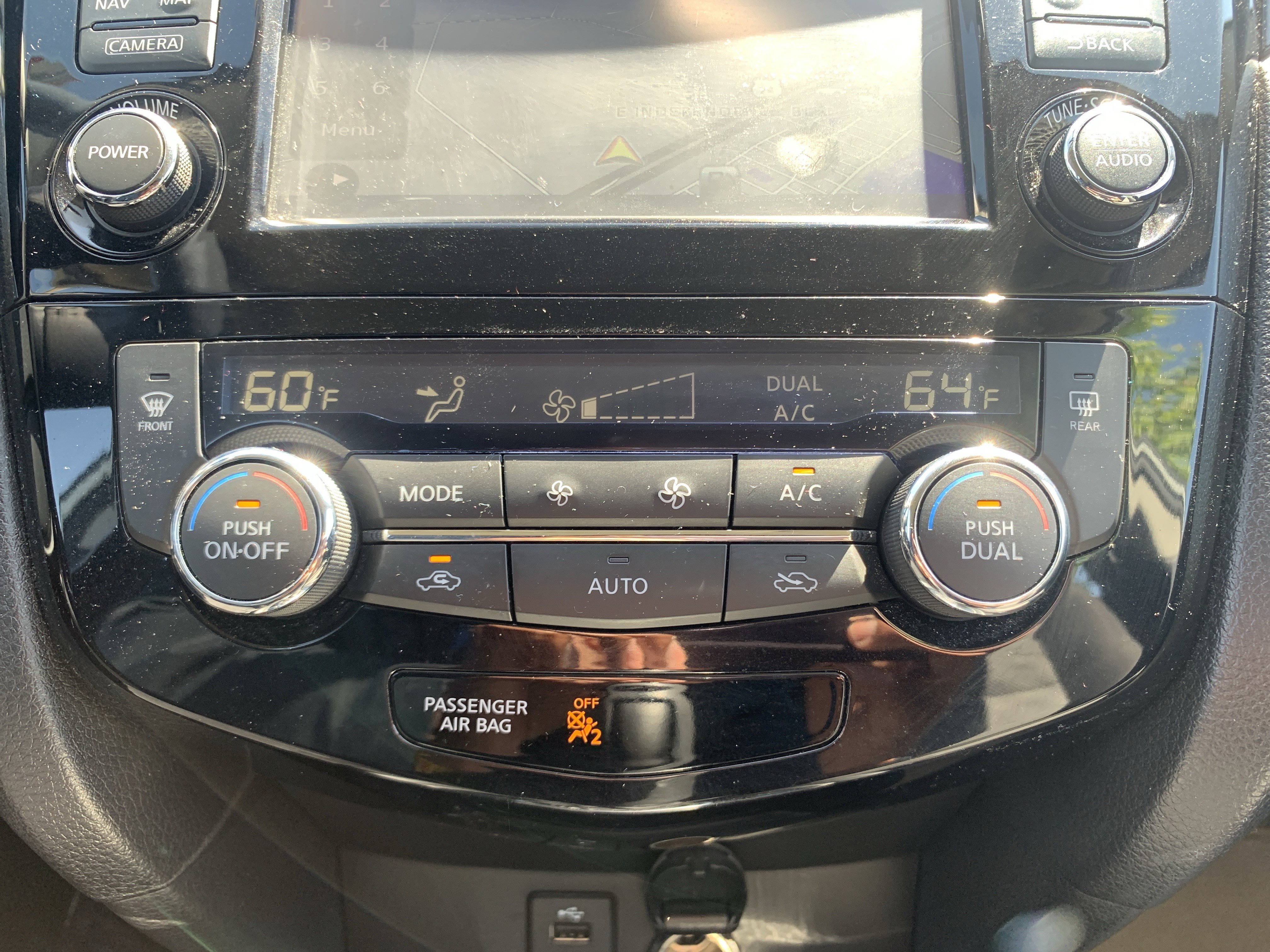 Used 2017 Nissan Rogue Sport SV w/ SV Premium Package FWD image 29