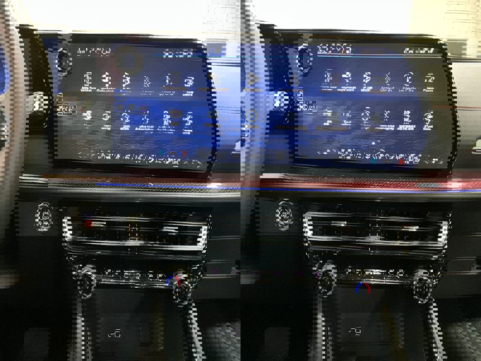 Used 2024 Chevrolet Traverse RS w/ LPO, Floor Liner Package image 5