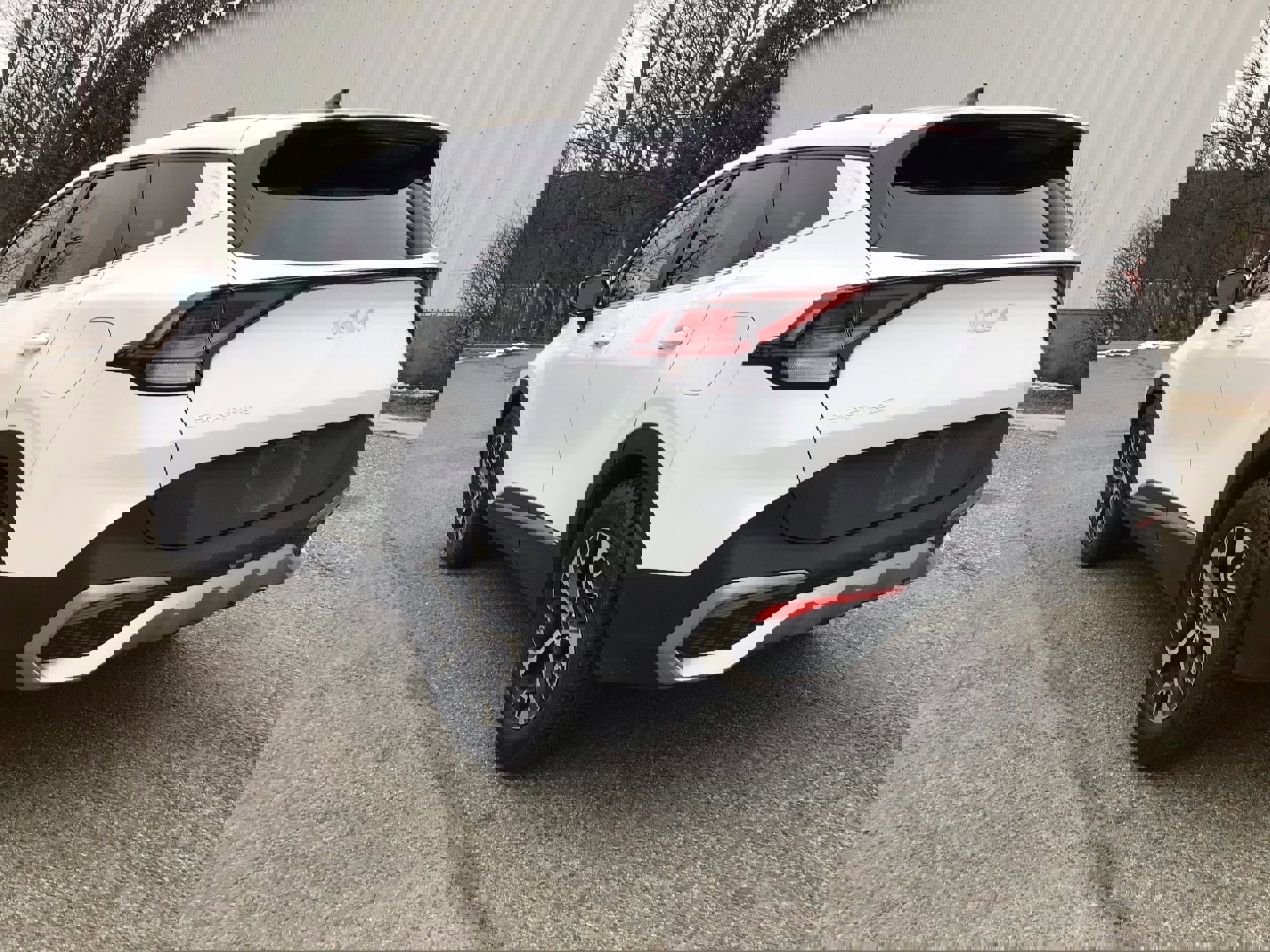 Used 2023 Kia Sportage EX image 5