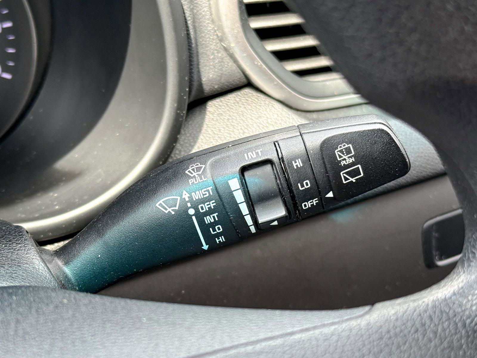 Used 2018 Kia Sportage LX FWD image 29