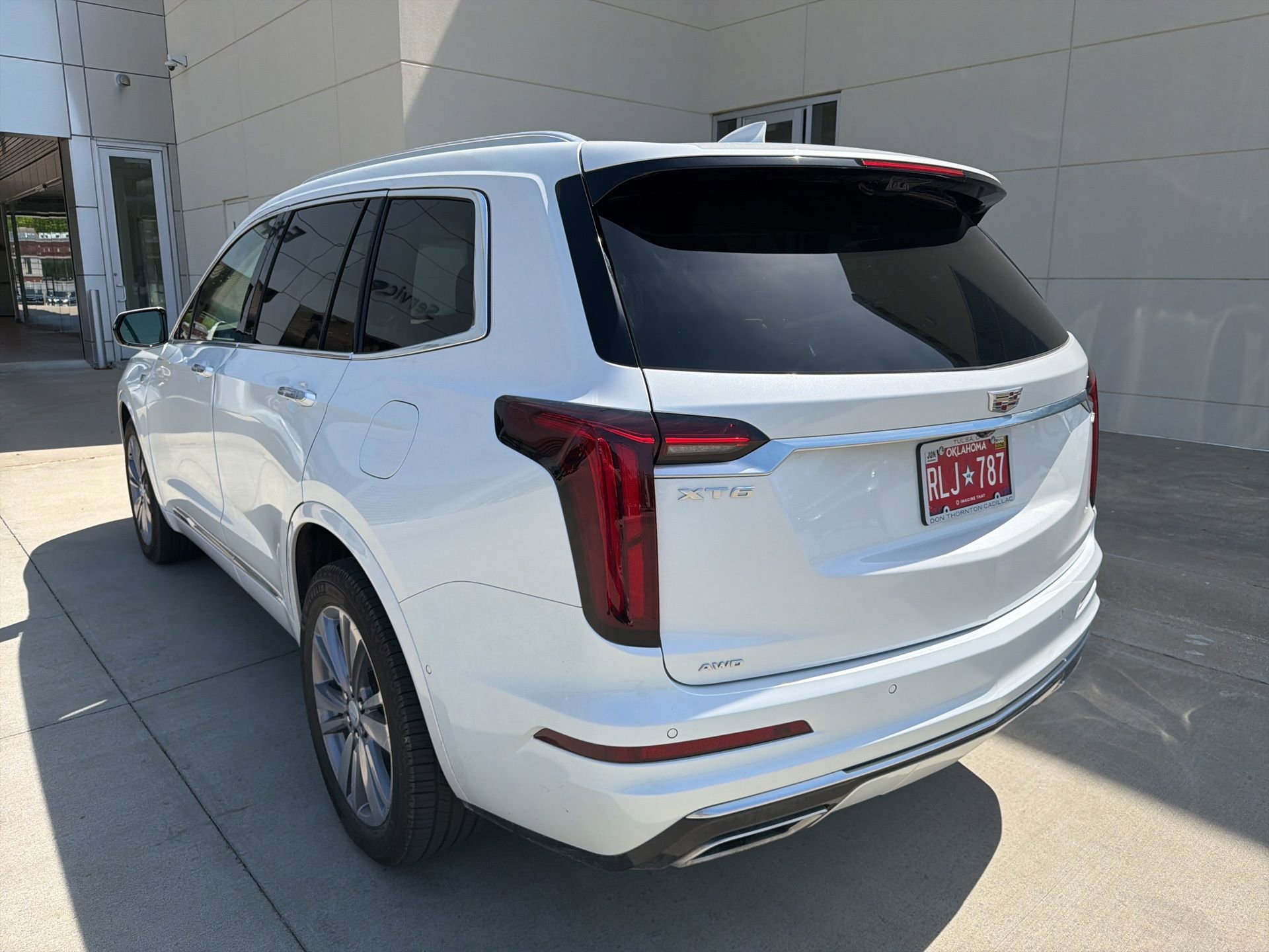 Used 2024 Cadillac XT6 Premium Luxury w/ Technology Package image 7