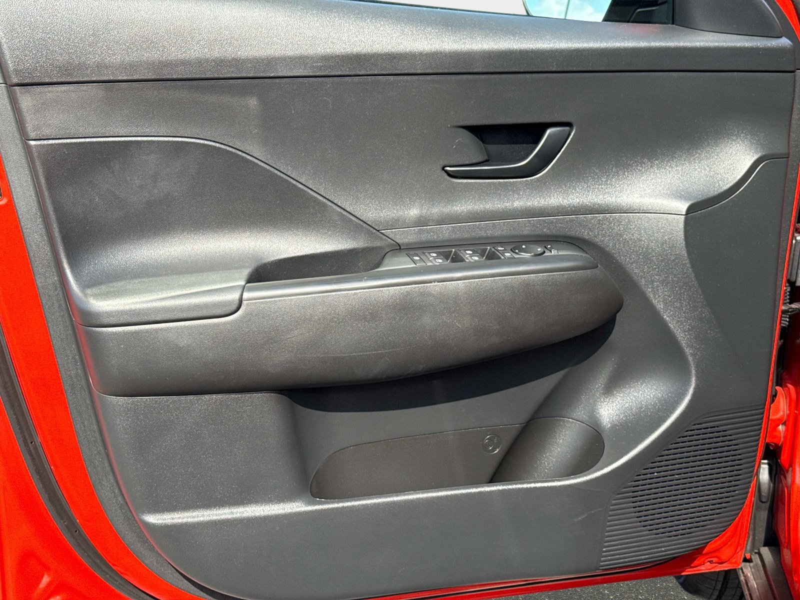 Used 2024 Hyundai Kona SEL FWD image 20