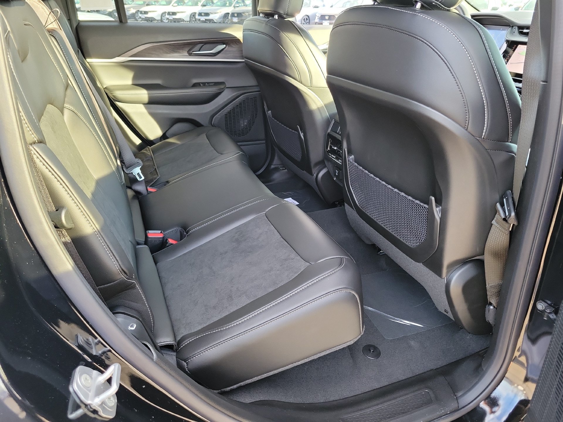 New 2026 Jeep Grand Cherokee Altitude RWD image 16
