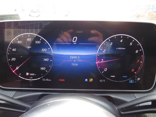 Used 2025 Mercedes-Benz C 300 4MATIC Sedan image 12