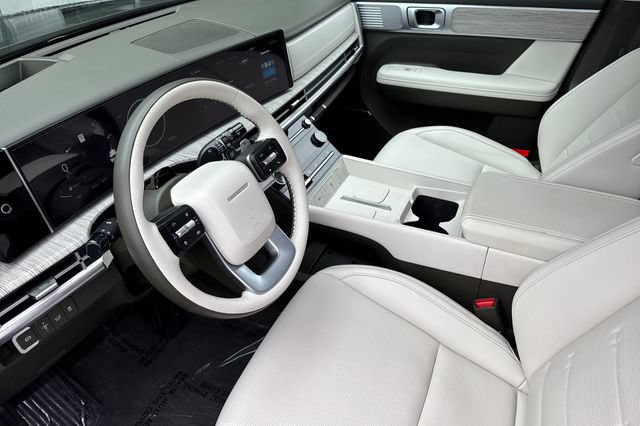 Used 2025 Hyundai Santa Fe Calligraphy AWD/4WD image 10
