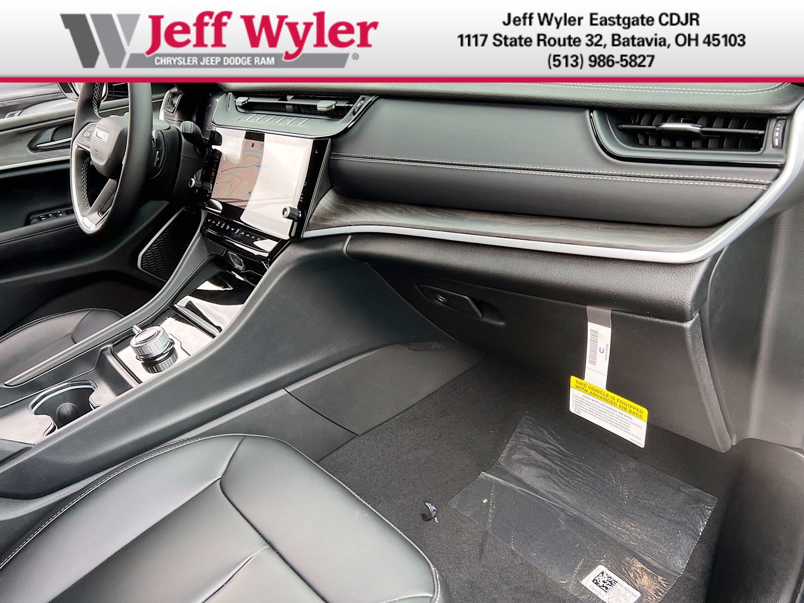 New 2026 Jeep Grand Cherokee Limited w/ Limited Altitude Package AWD/4WD image 22