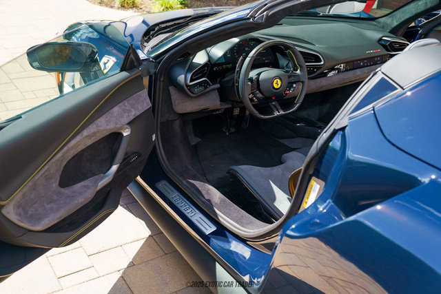 Used 2025 Ferrari 296 GTS RWD image 25