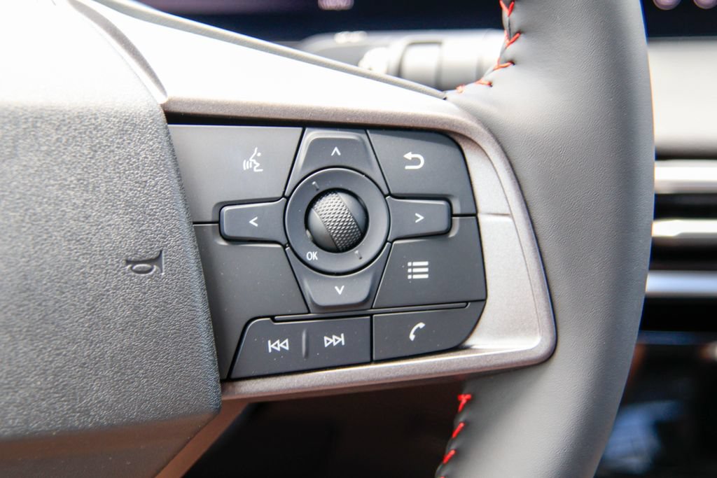 New 2026 Nissan Sentra SR w/ Floor Mat Package FWD image 11