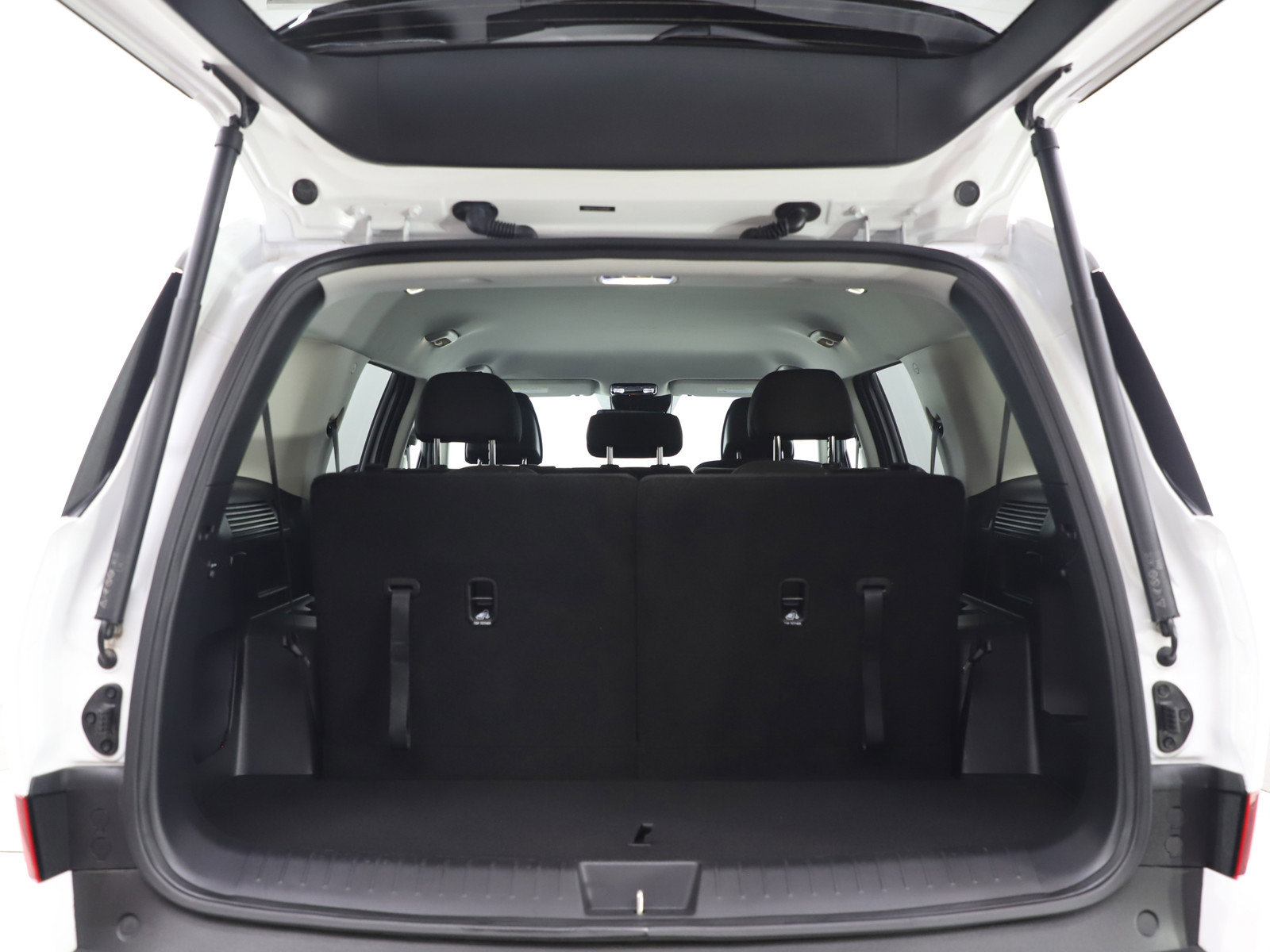 Used 2025 Hyundai Santa Fe SE image 17