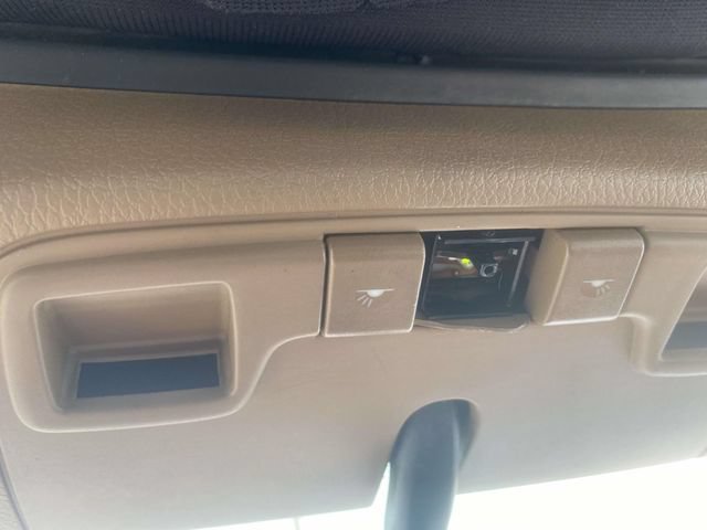 Used 1999 Volvo C70 LT FWD image 19