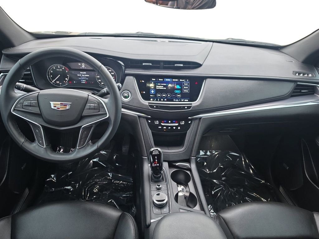Used 2024 Cadillac XT5 Luxury FWD image 10