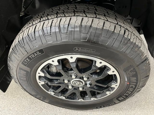 Used 2024 Toyota Tundra SR5 AWD/4WD image 18