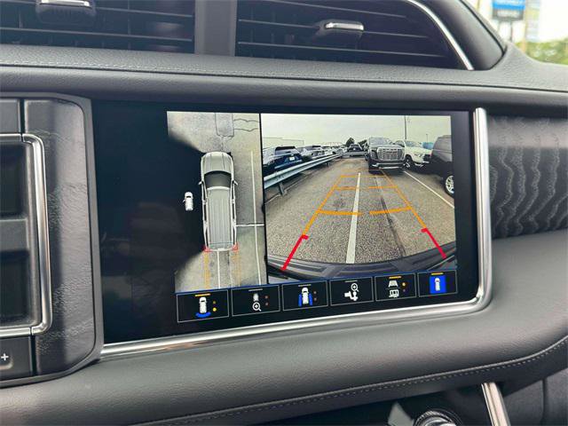 Used 2024 GMC Yukon XL Denali image 27