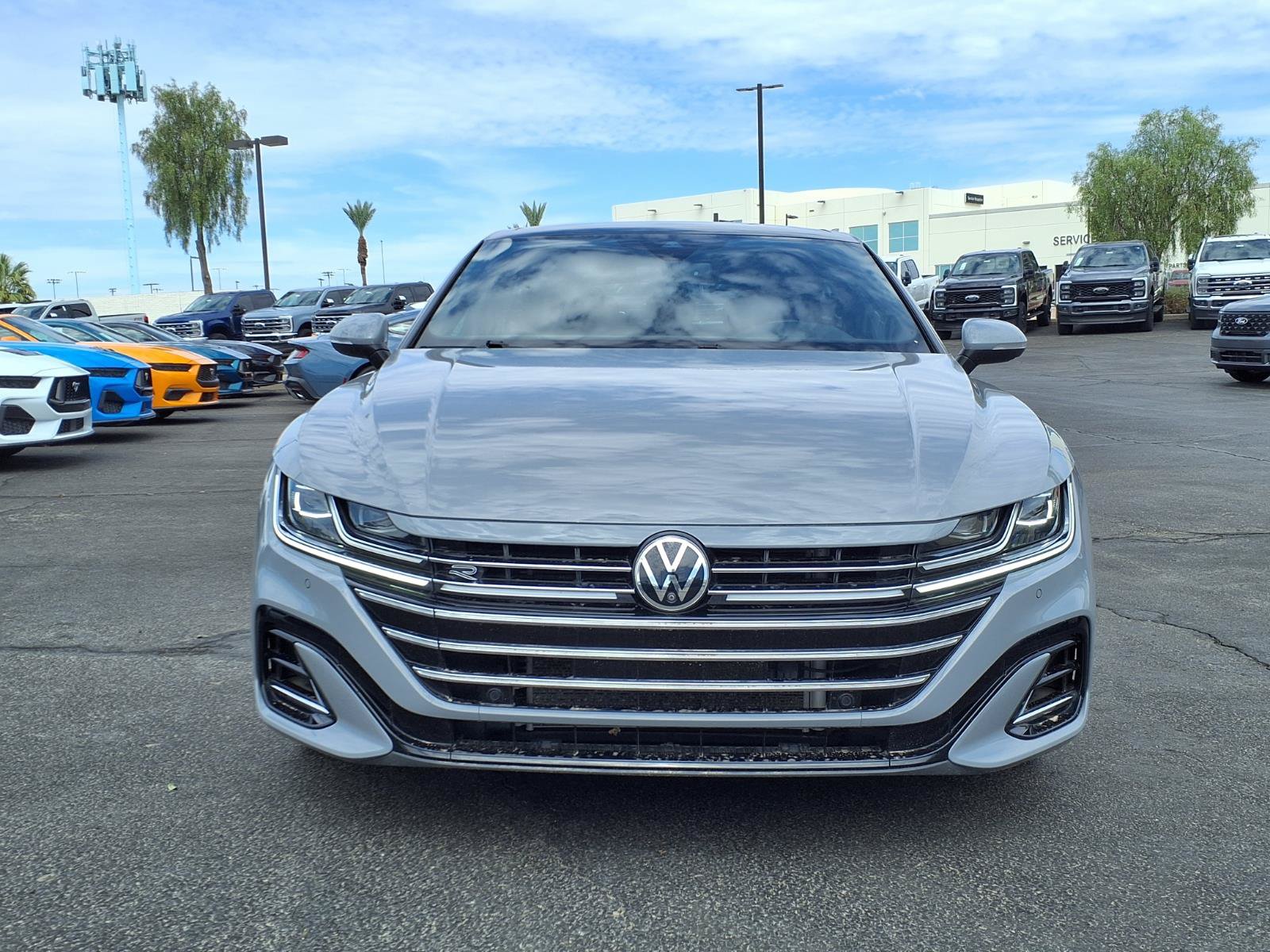 Used 2023 Volkswagen Arteon SEL Premium AWD/4WD image 2