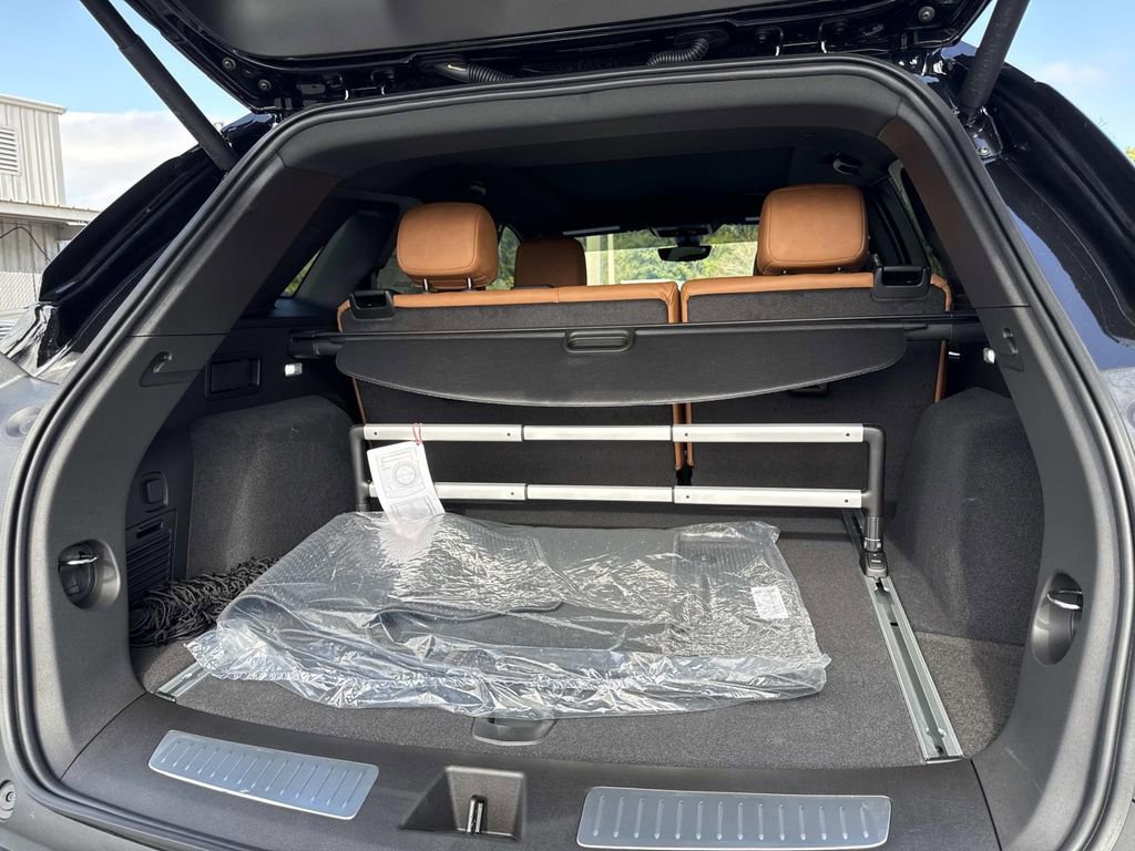 New 2026 Cadillac XT5 Premium Luxury w/ Driver Assist Package image 11