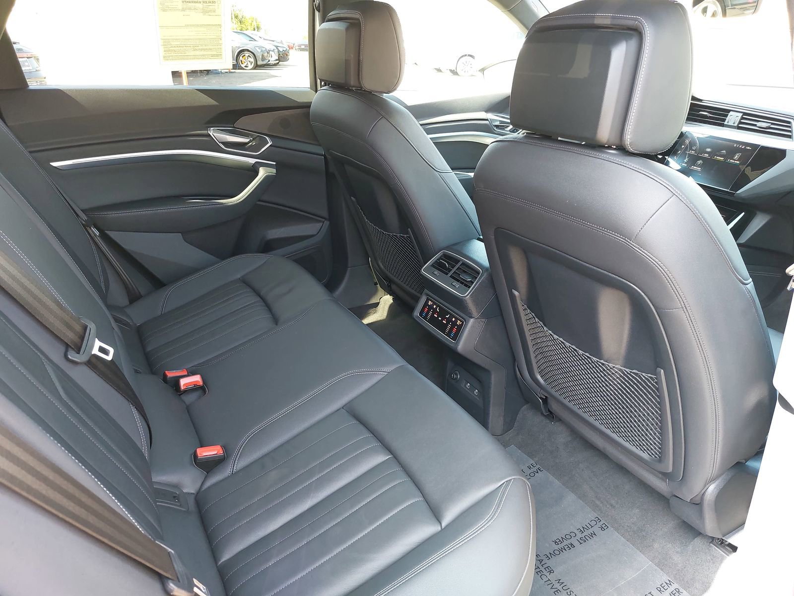 Used 2023 Audi e-tron Premium w/ Convenience Plus Package AWD/4WD image 11