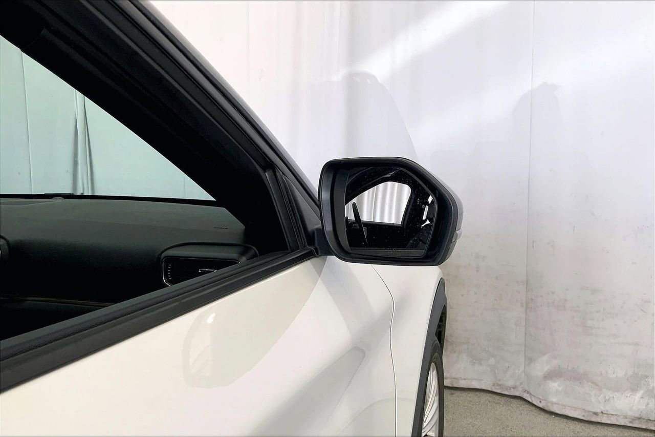 Used 2020 Ford Explorer Limited RWD image 11