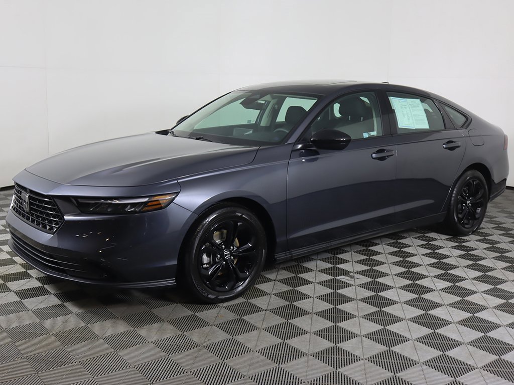 Certified 2025 Honda Accord SE image 8