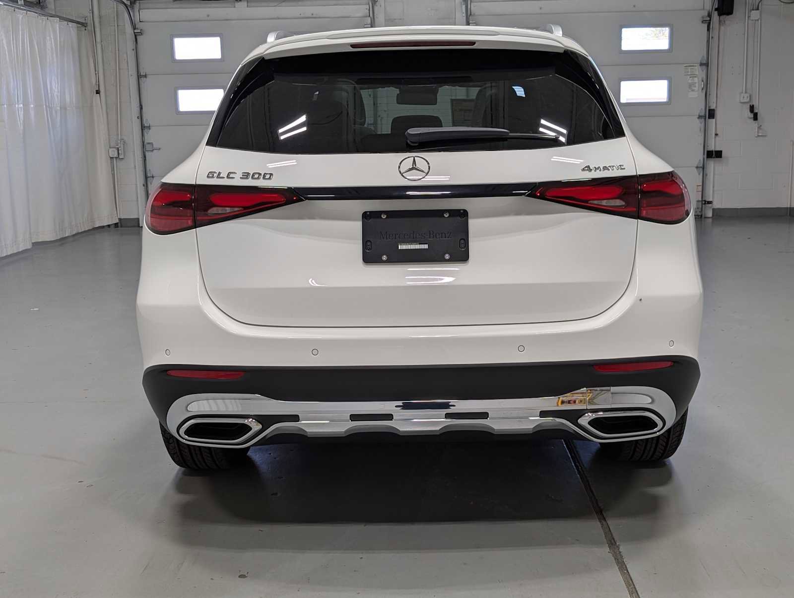 New 2026 Mercedes-Benz GLC 300 4MATIC image 9