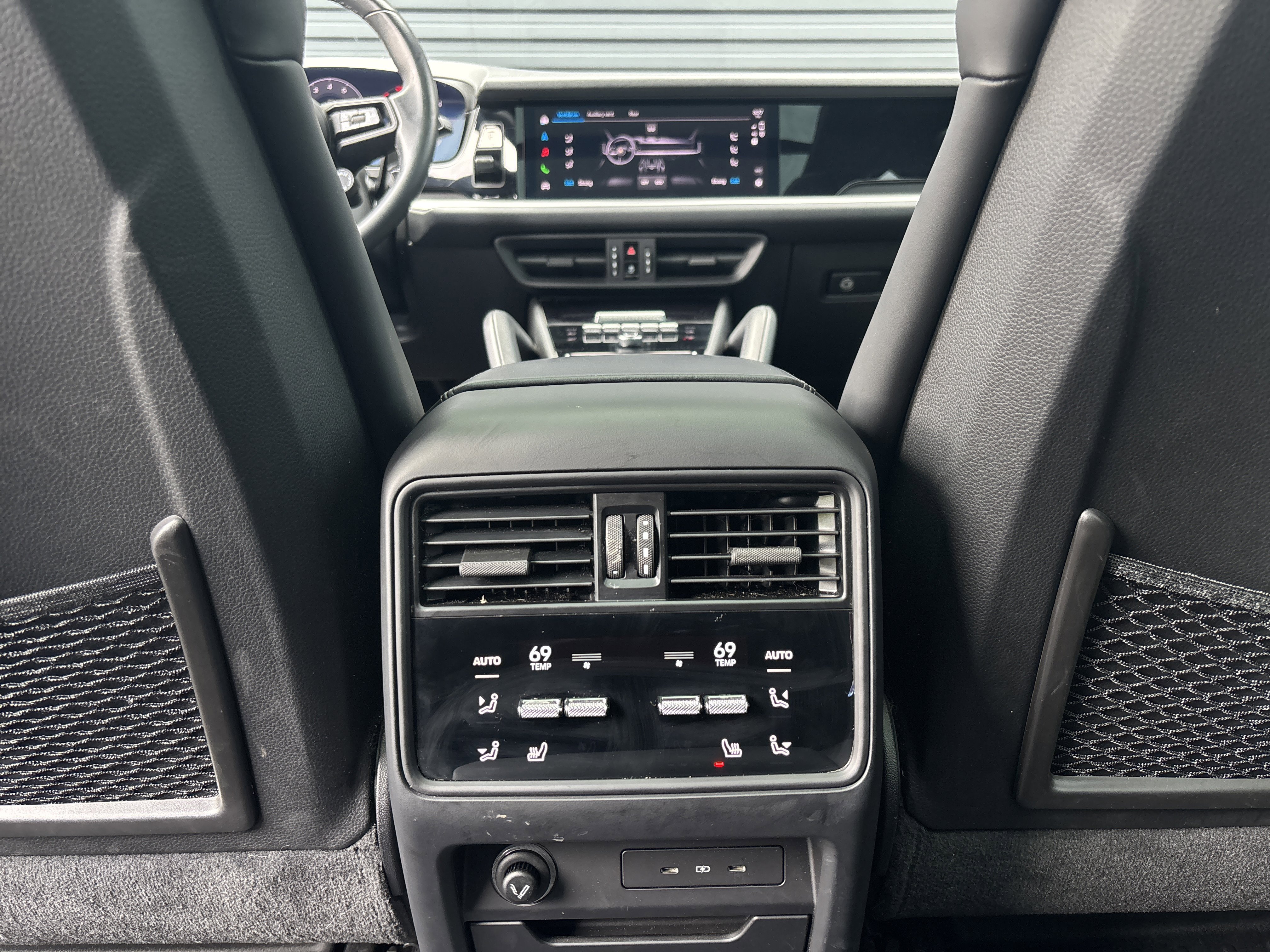 Certified 2024 Porsche Cayenne S image 24