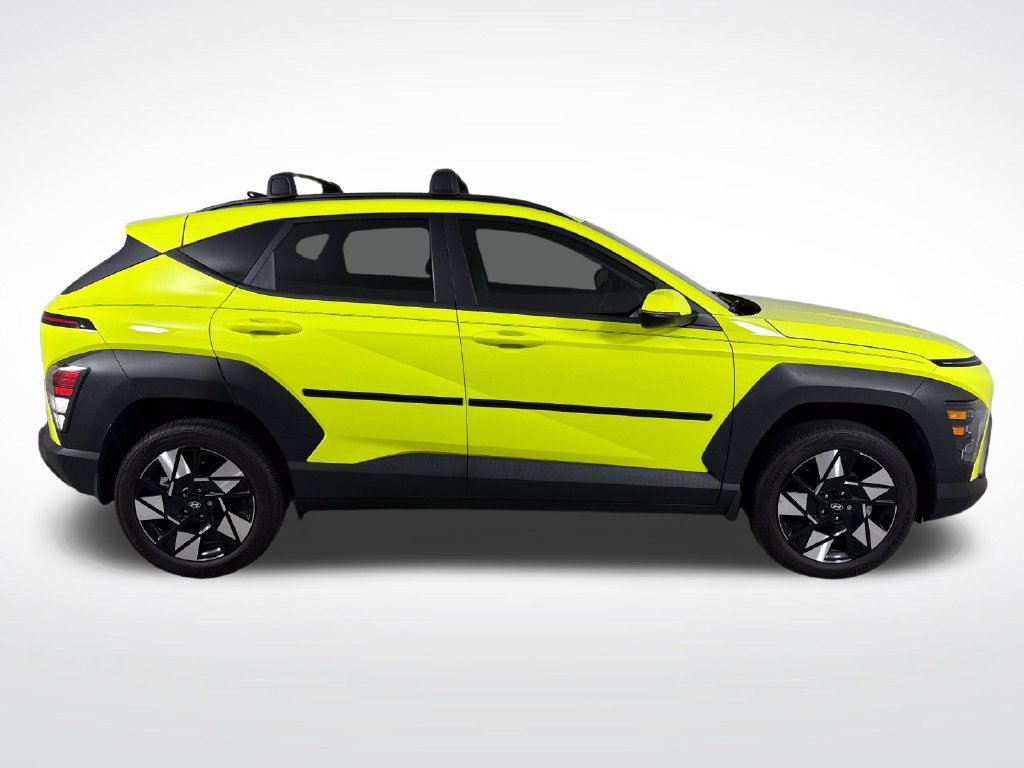 Used 2025 Hyundai Kona SEL AWD/4WD image 2