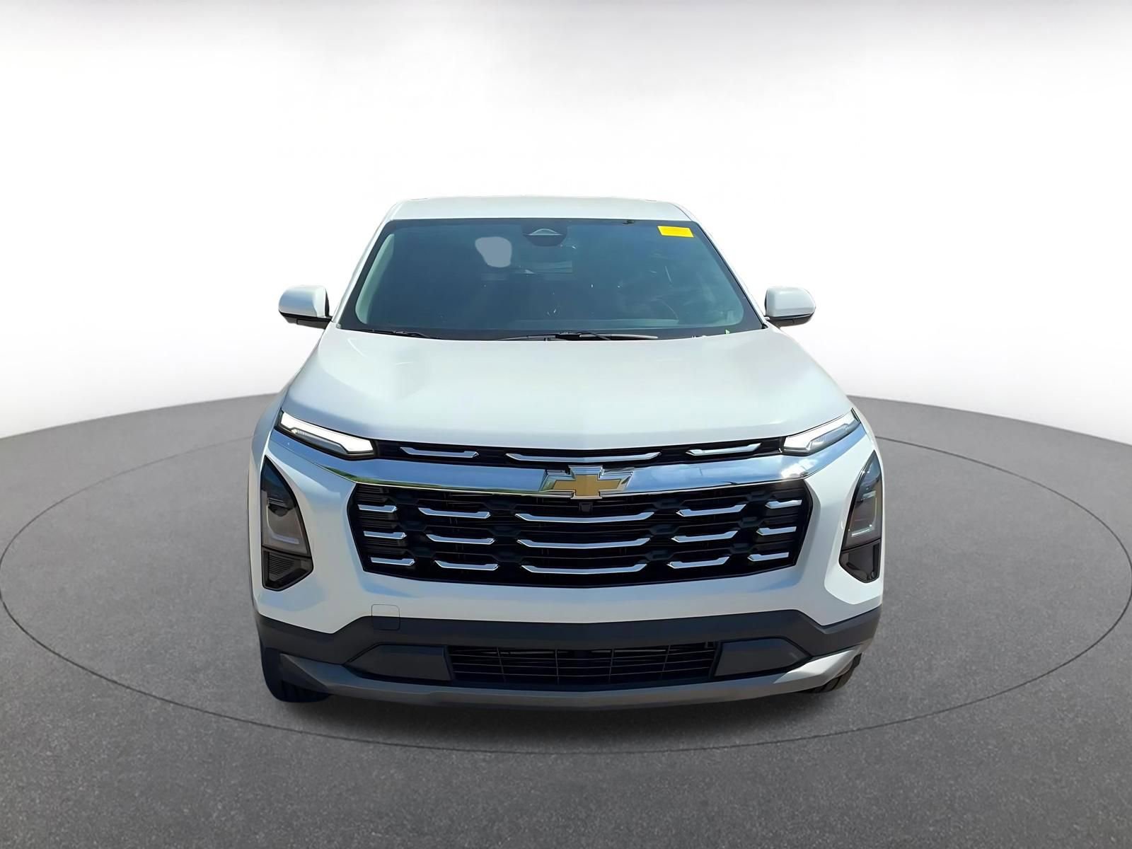 Used 2025 Chevrolet Equinox LT FWD image 4