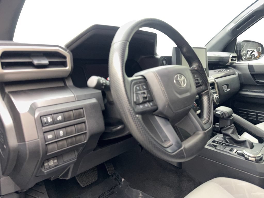 Used 2026 Toyota Tacoma SR5 AWD/4WD image 51