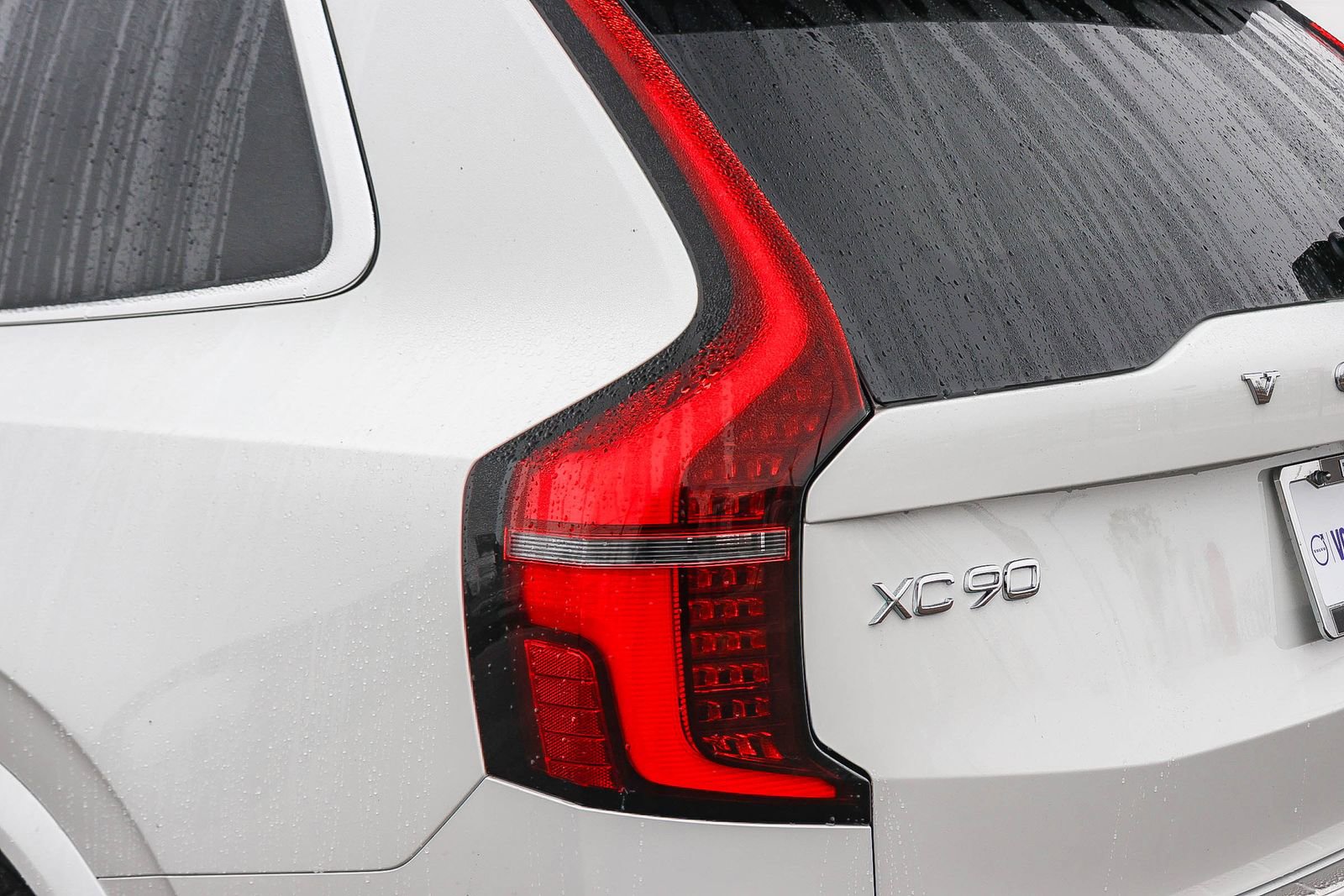 New 2026 Volvo XC90 T8 Ultra w/ Protection Package Premier image 11