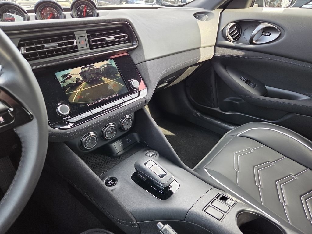Used 2025 Nissan Z Sport w/ Floor Mat Package image 33
