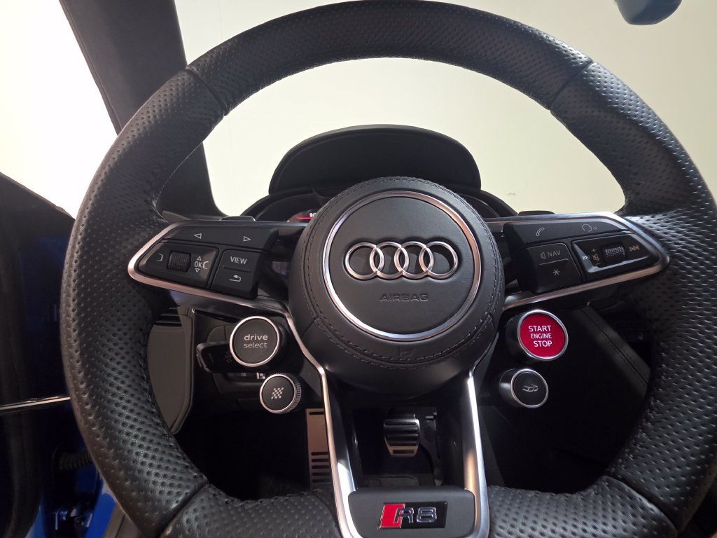 Certified 2023 Audi R8 V10 performance w/ Premium Package RWD image 17