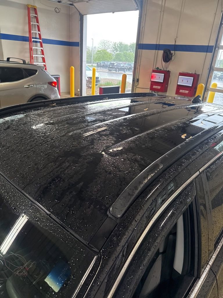 Used 2017 Hyundai Santa Fe SE FWD image 14