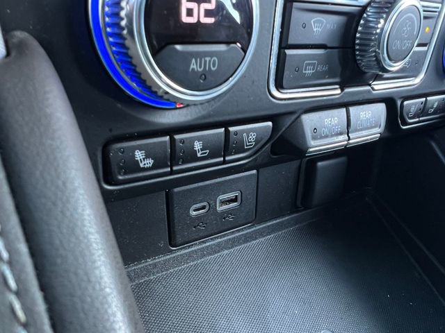 Used 2021 GMC Yukon SLT w/ SLT Premium Package image 28