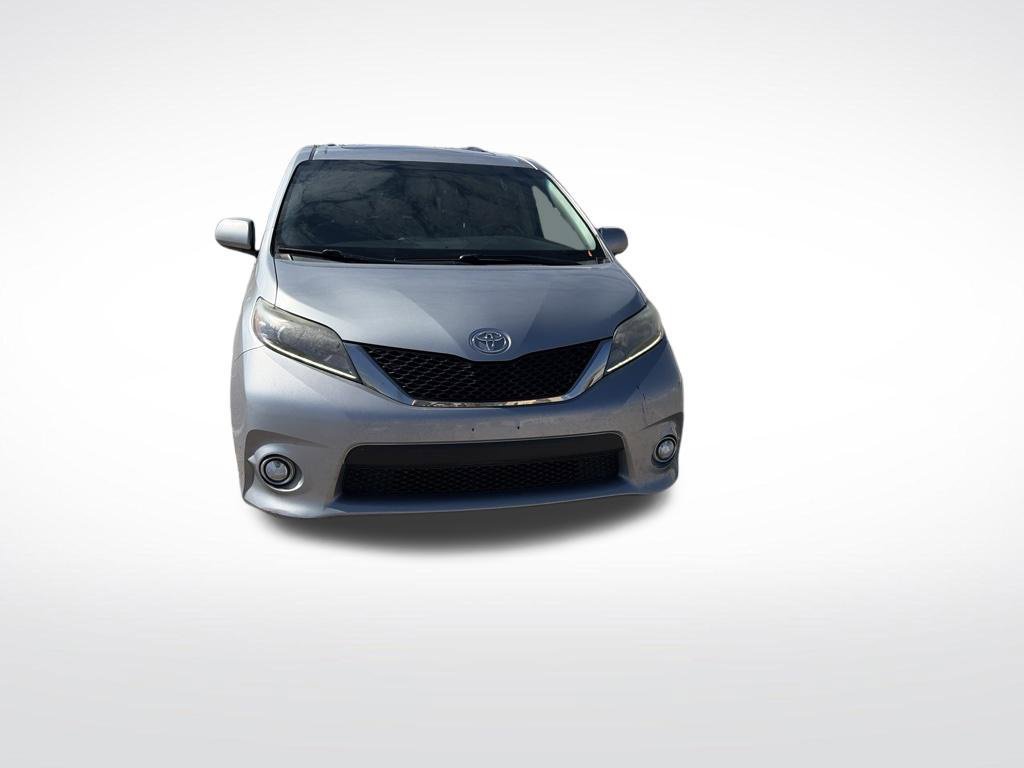 Used 2015 Toyota Sienna SE Premium FWD image 8