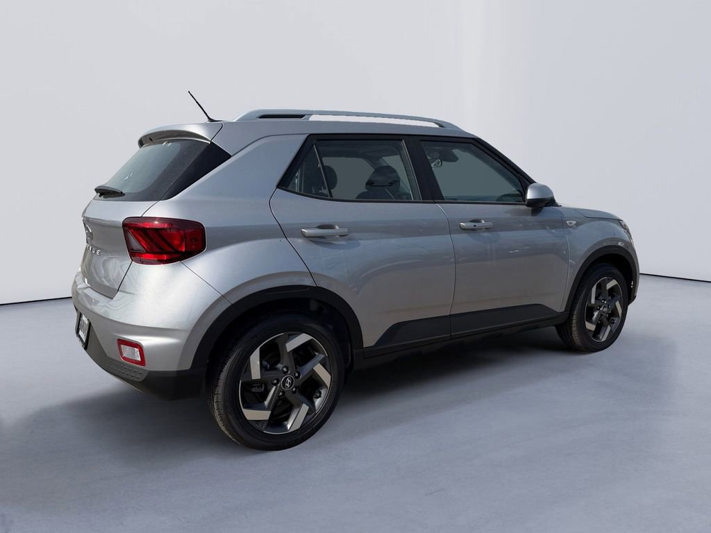 New 2026 Hyundai Venue SEL FWD image 3