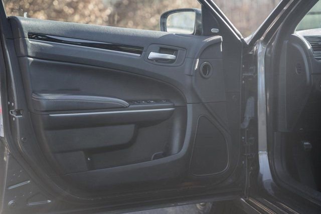 Used 2023 Chrysler 300 S image 44