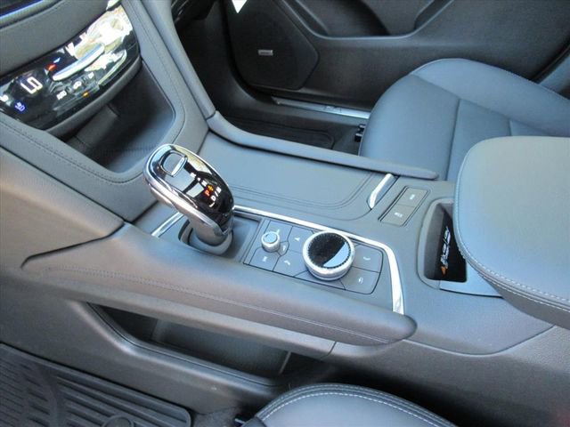 New 2026 Cadillac XT5 Premium Luxury w/ Driver Assist Package AWD/4WD image 22