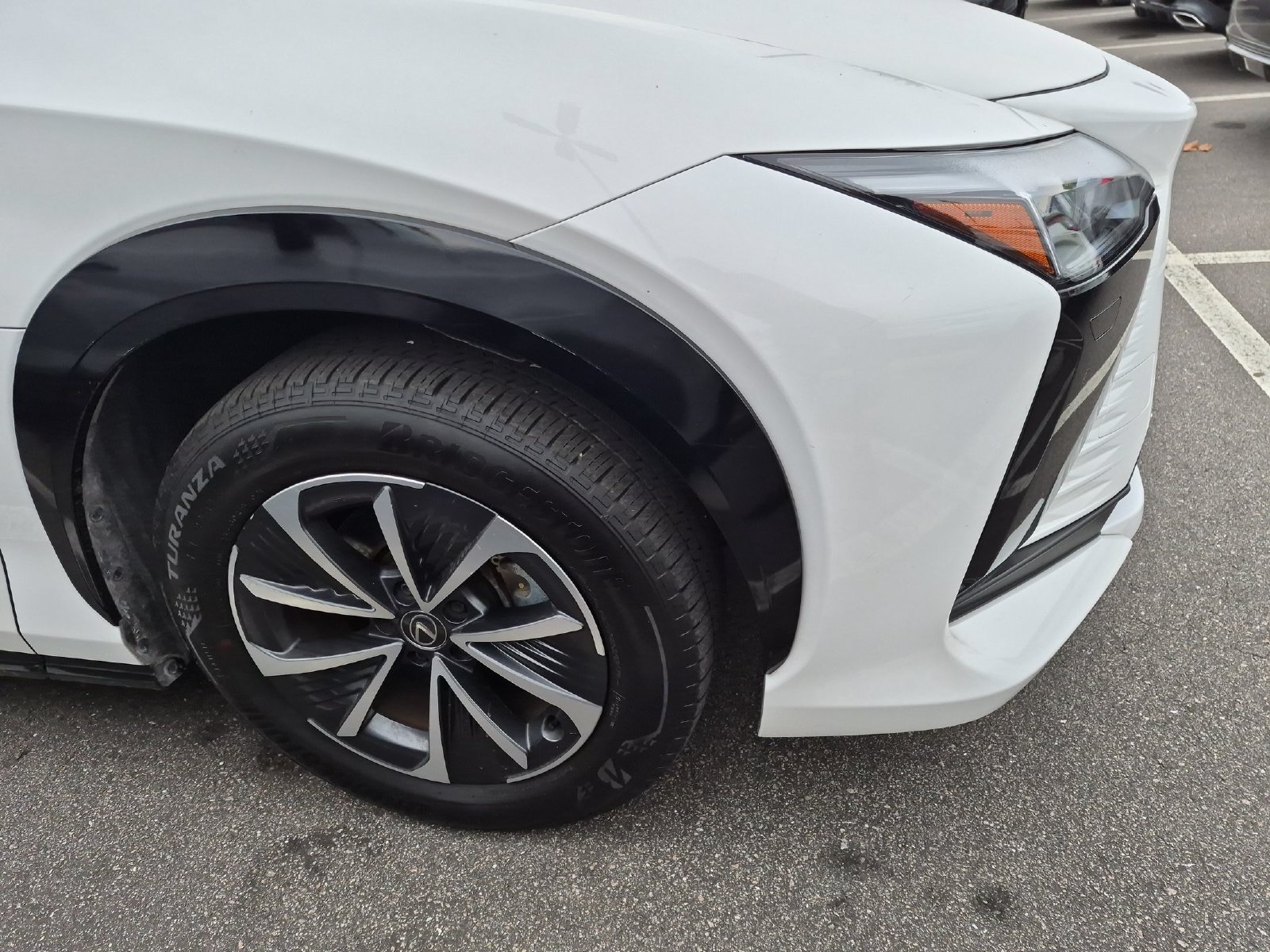 Used 2025 Lexus RZ 300e w/ Cold Area Package FWD image 8