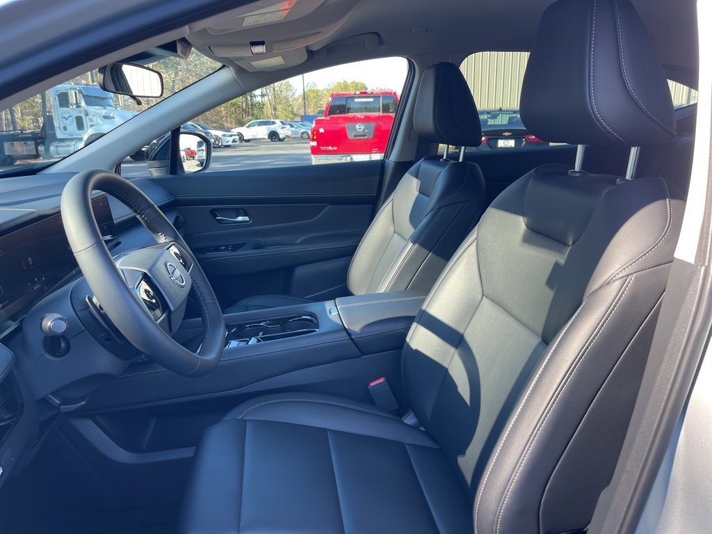 Certified 2025 Nissan Murano SV image 19