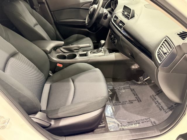Used 2015 MAZDA MAZDA3 i SV FWD image 35
