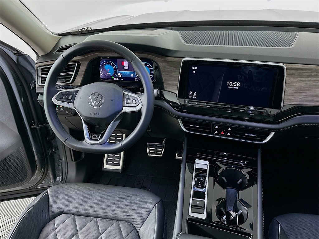 New 2026 Volkswagen Atlas SEL Premium R-Line image 19