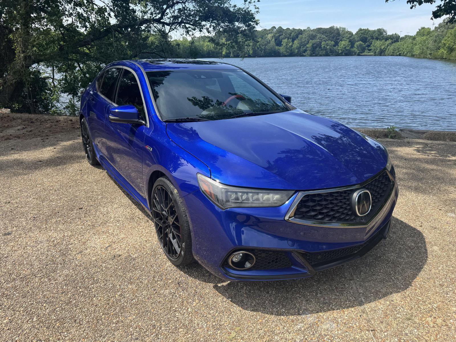 Used 2019 Acura TLX V6 w/ Technology & A-SPEC Pkg FWD image 2