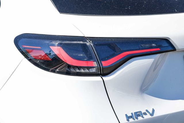 Used 2023 Honda HR-V EX-L image 10
