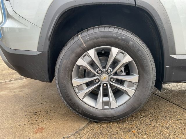 New 2026 Chevrolet Equinox LT image 24