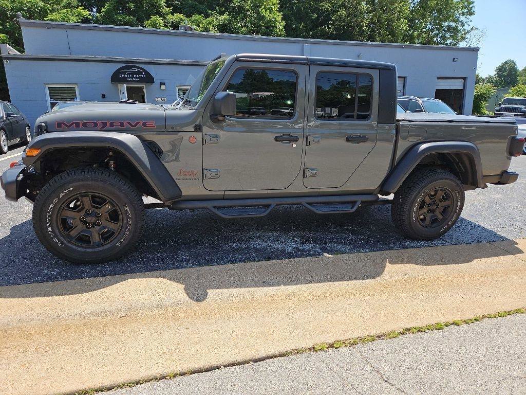 Used 2021 Jeep Gladiator Mojave AWD/4WD image 3