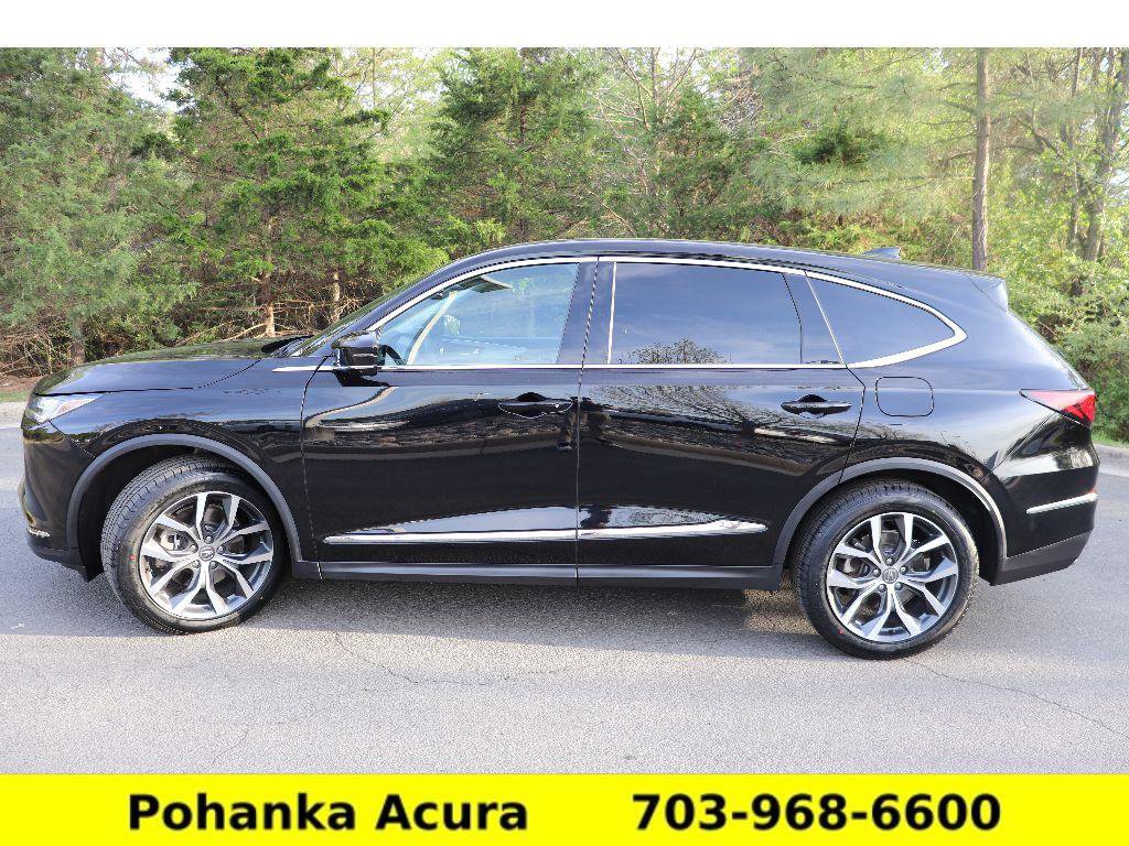 Used 2023 Acura MDX SH-AWD w/ Technology Package image 4