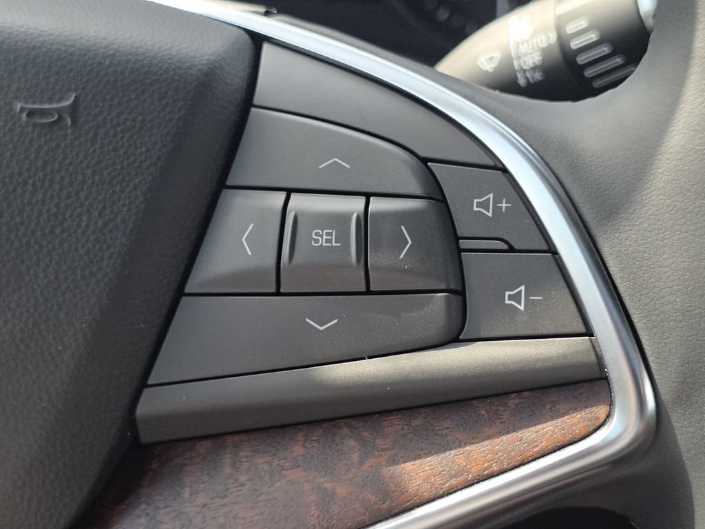 Used 2025 Cadillac XT5 Premium Luxury w/ Technology Package AWD/4WD image 28