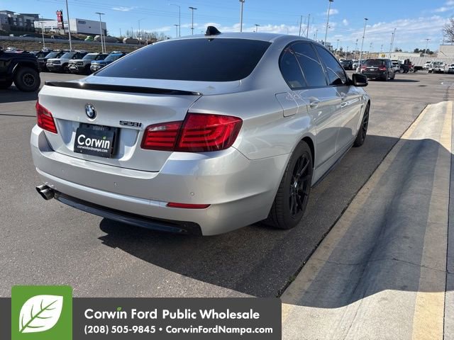 Used 2012 BMW 528i Sedan image 7