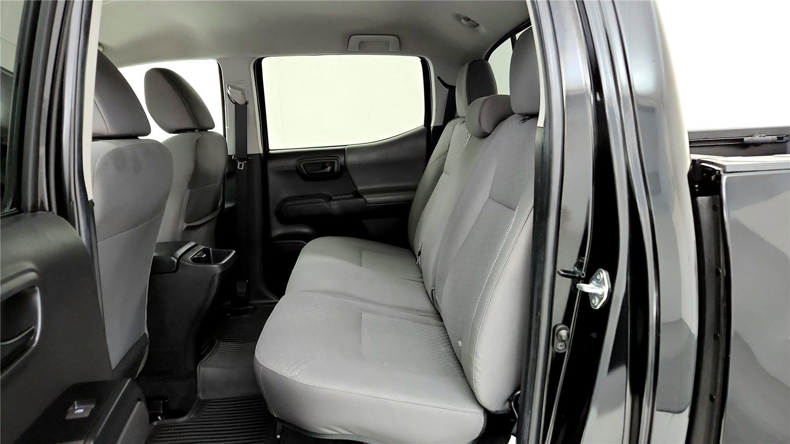 Certified 2023 Toyota Tacoma SR AWD/4WD image 21